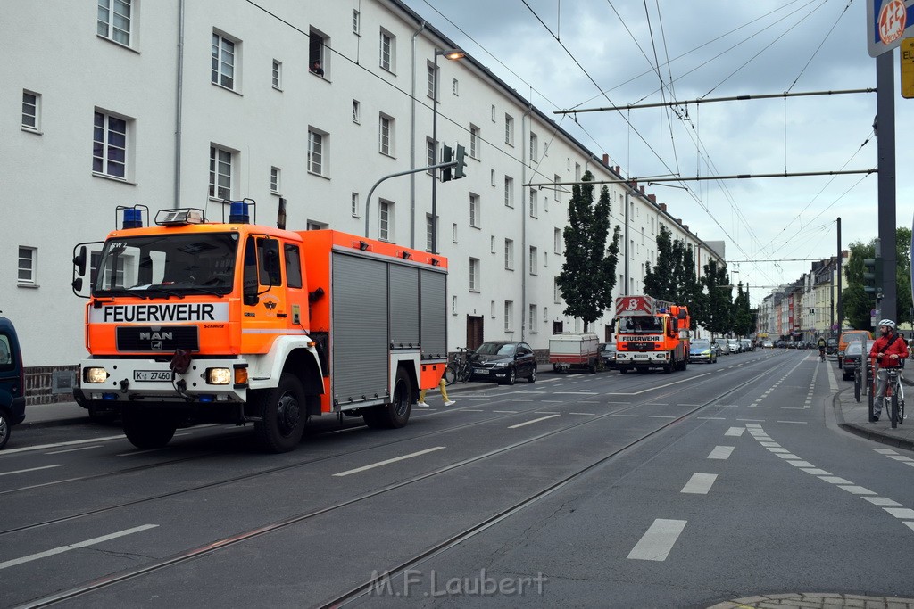 Feuer 3 Koeln Zollstock Hoenninger Weg P505.JPG